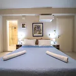 Largastrada Suites